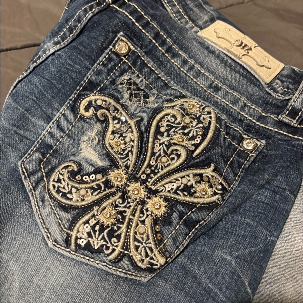 Miss Me women’s jeans size 34 bootcut